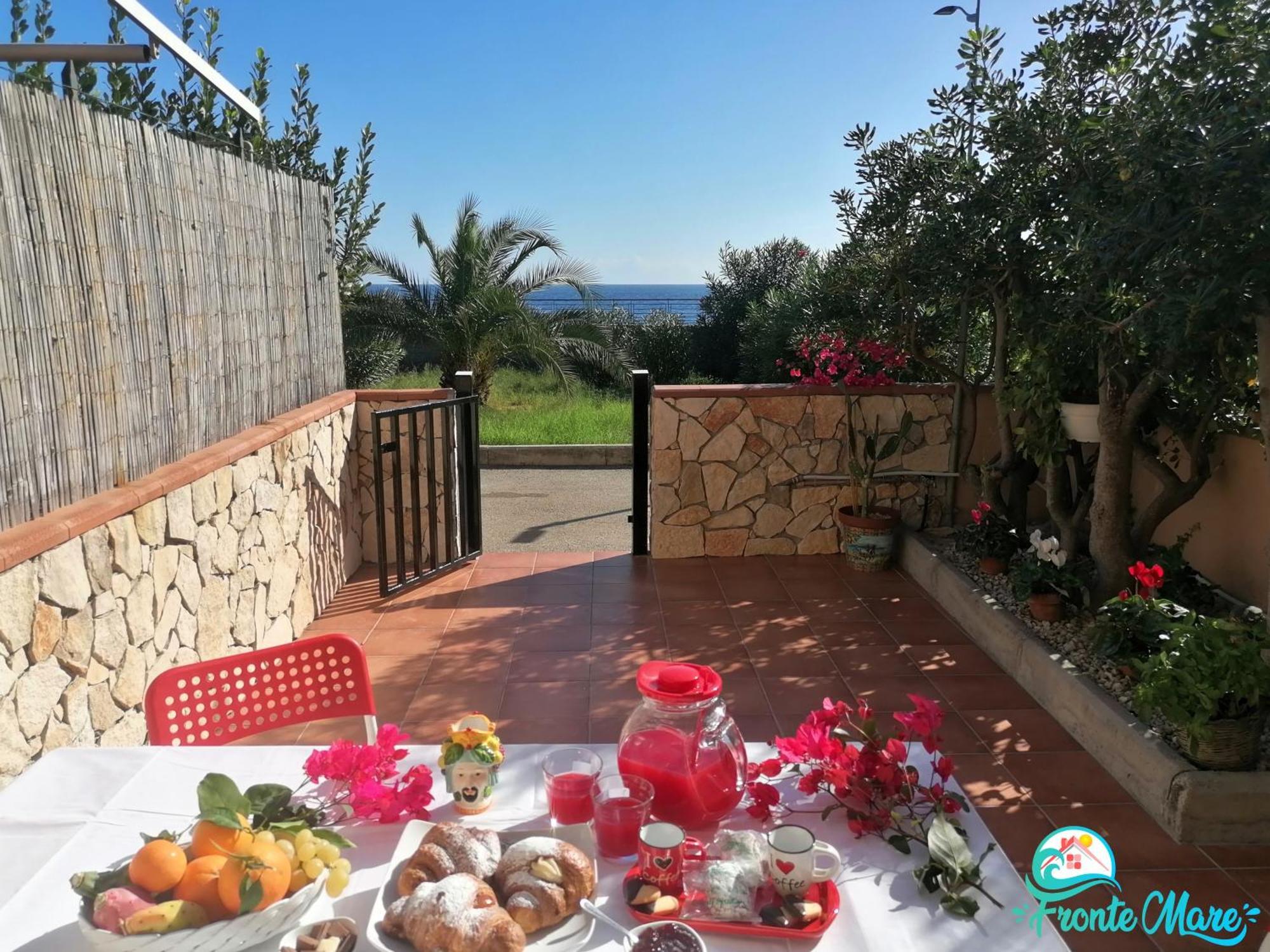 Casa Fronte Mare Villa Santa Teresa di Riva Kültér fotó